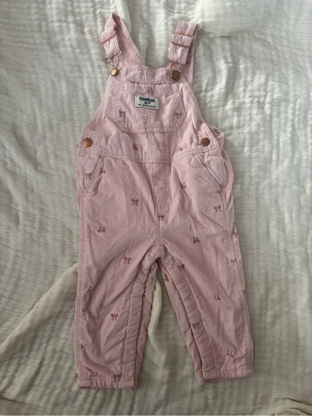 OshKosh B’gosh Baby Girl Bow Print Corduroy Overalls Size 12 months
